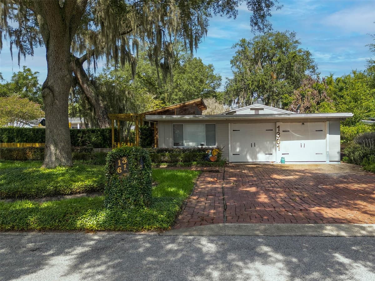 1361 AUDUBON ROAD — photo 4 of 13