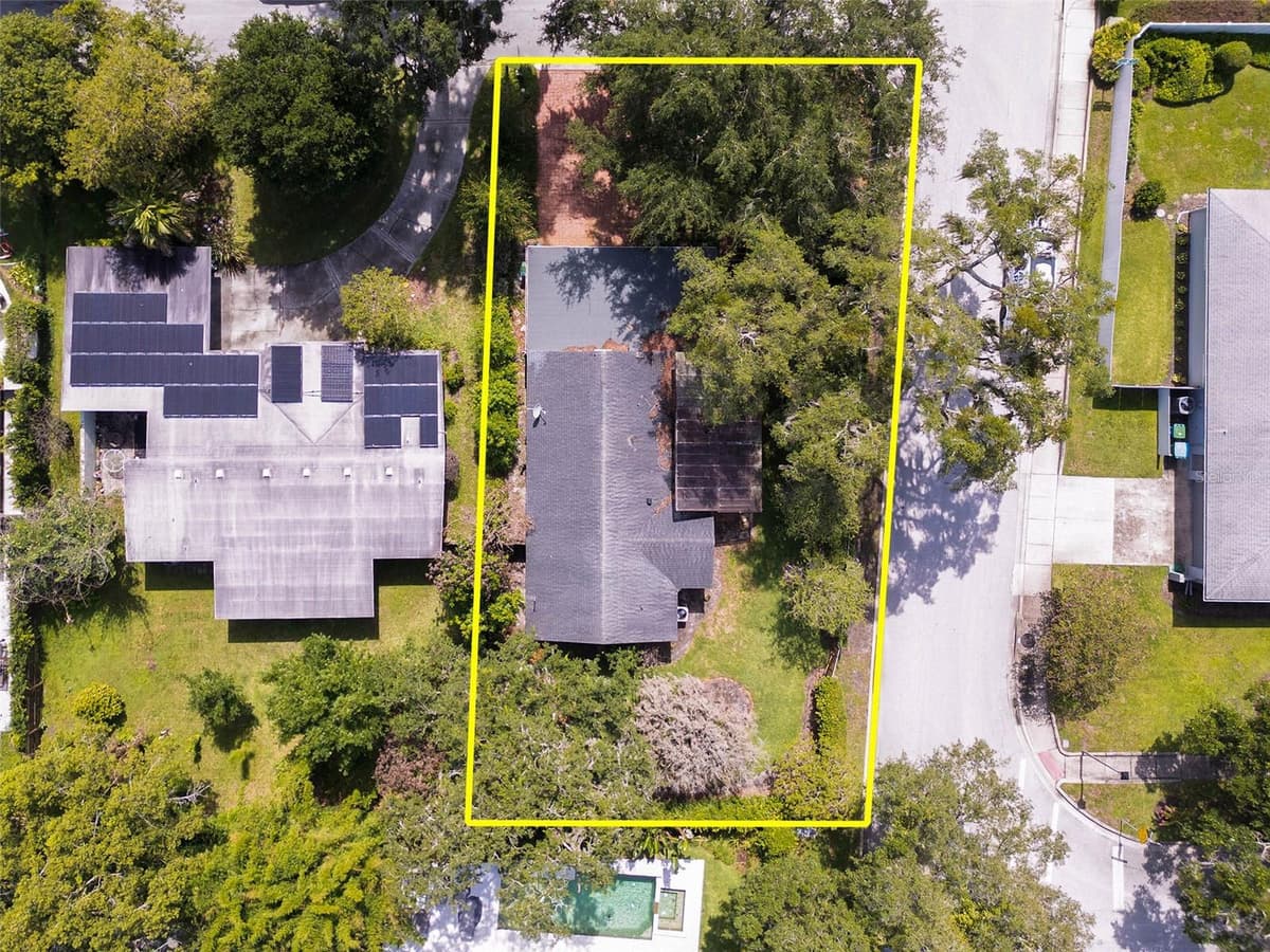 1361 AUDUBON ROAD — photo 2 of 13