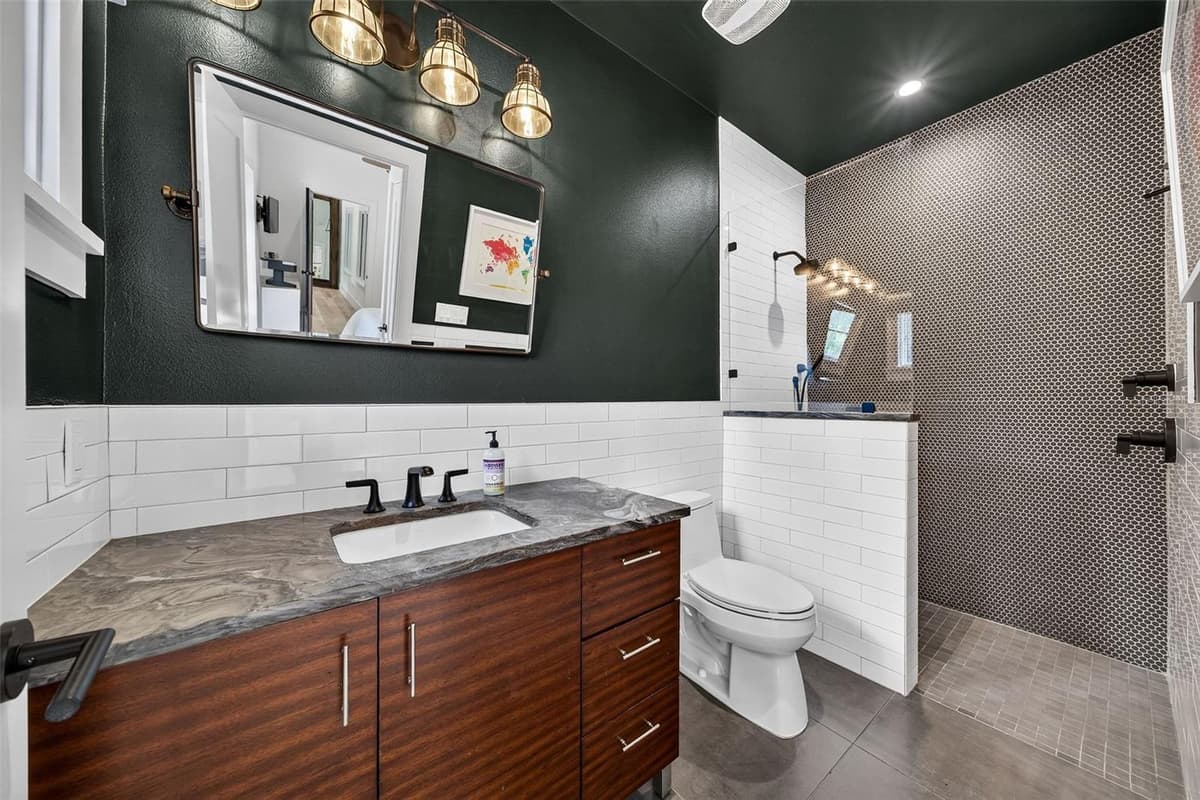 906 ALHAMBRA COURT — photo 35 of 71