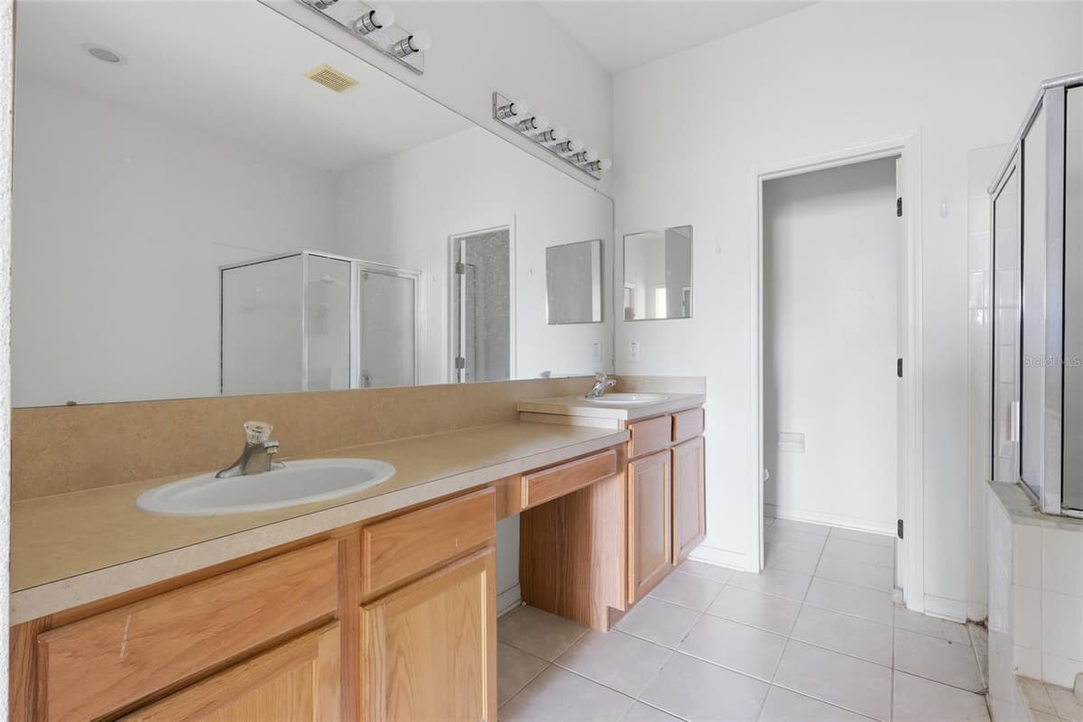 31421 SHAKER CIRCLE — photo 15 of 24