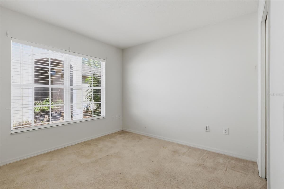 31421 SHAKER CIRCLE — photo 20 of 24