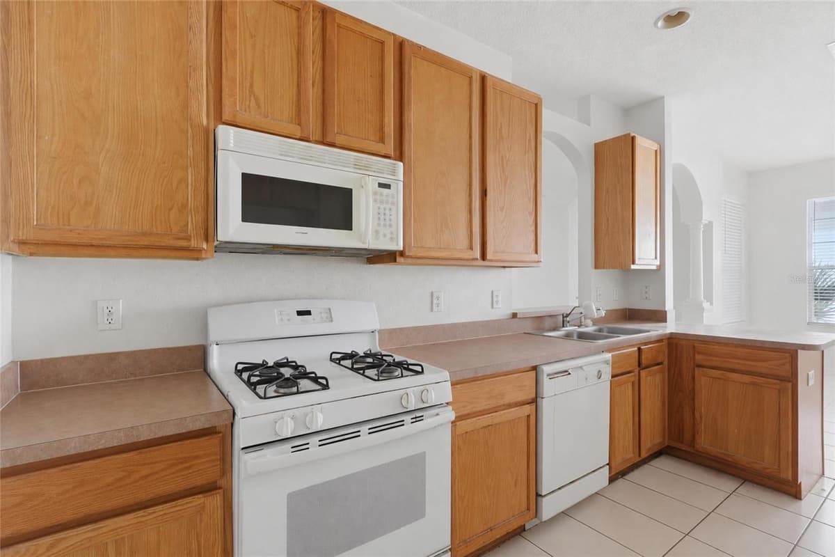 31421 SHAKER CIRCLE — photo 9 of 24