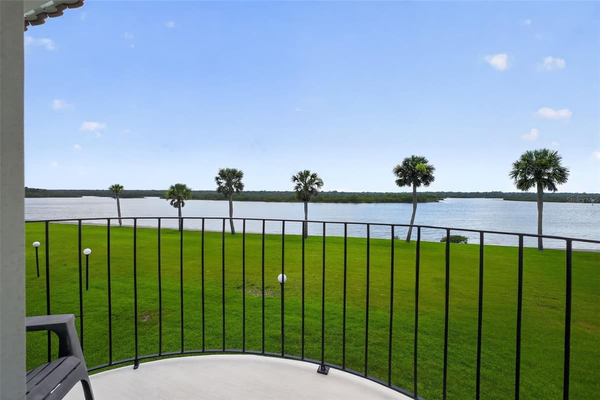 24 OCEAN PALM DRIVE — photo 4 of 56