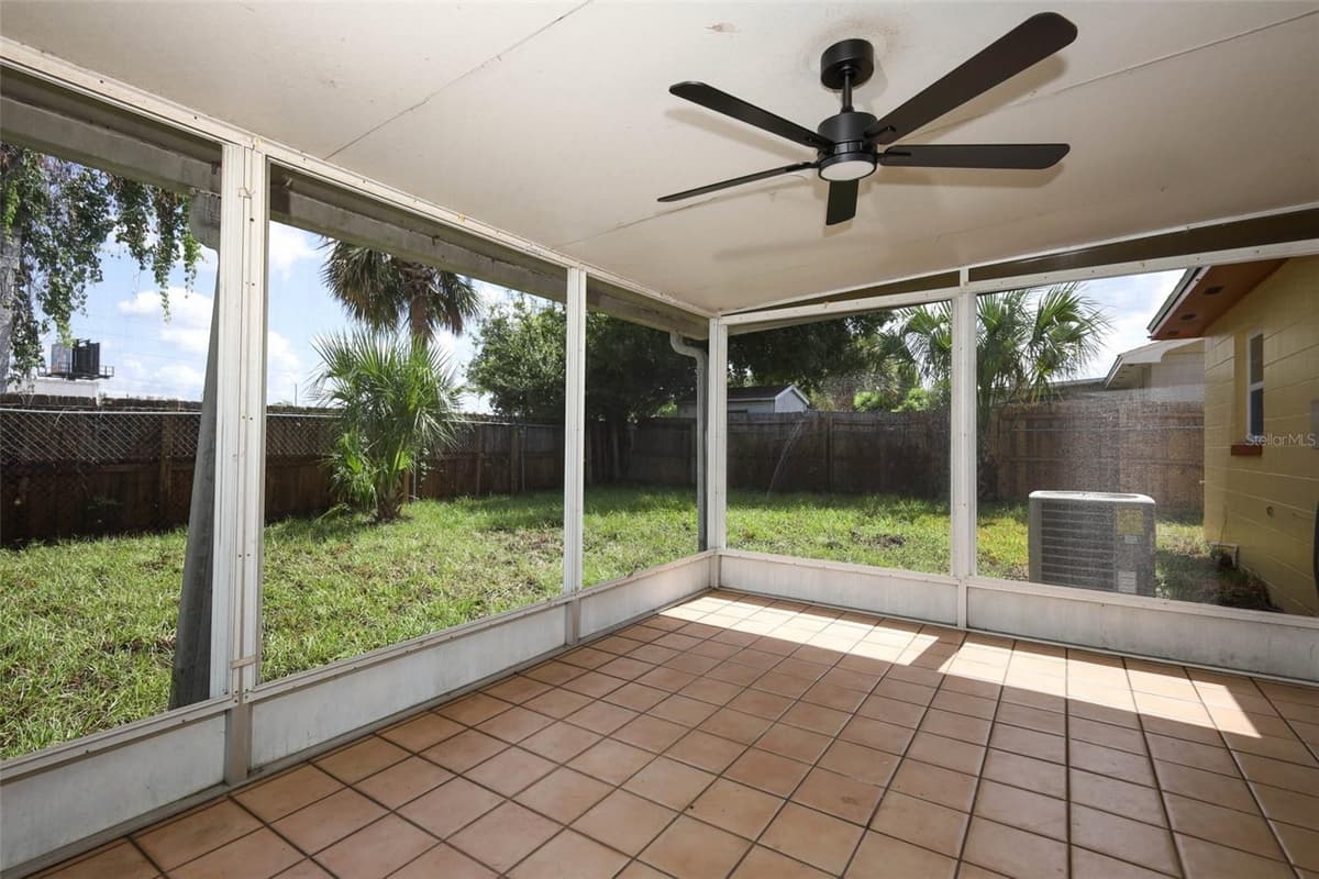 586 TULANE DRIVE — photo 28 of 31