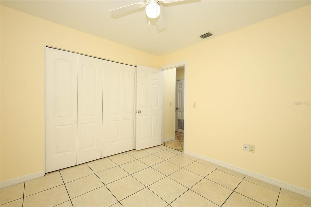586 TULANE DRIVE — photo 21 of 31