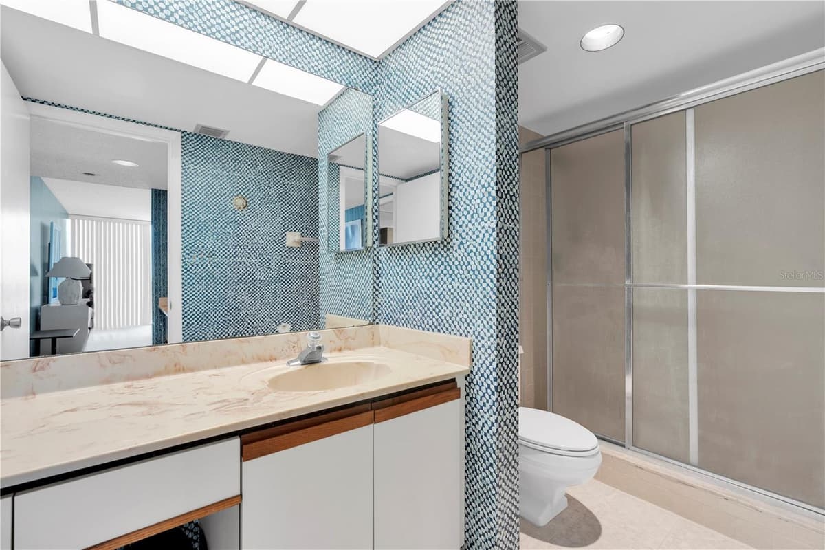 7600 BAYSHORE DRIVE — photo 21 of 48