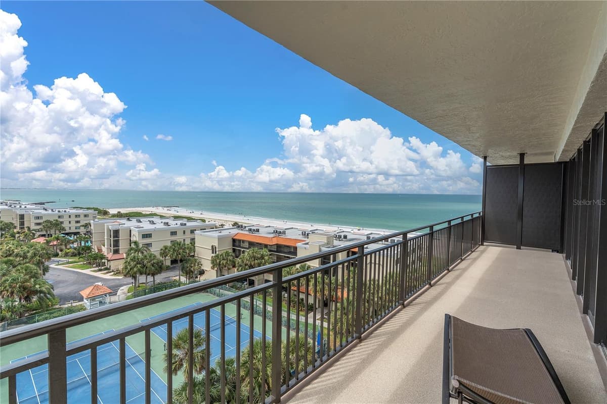 7600 BAYSHORE DRIVE — photo 3 of 48