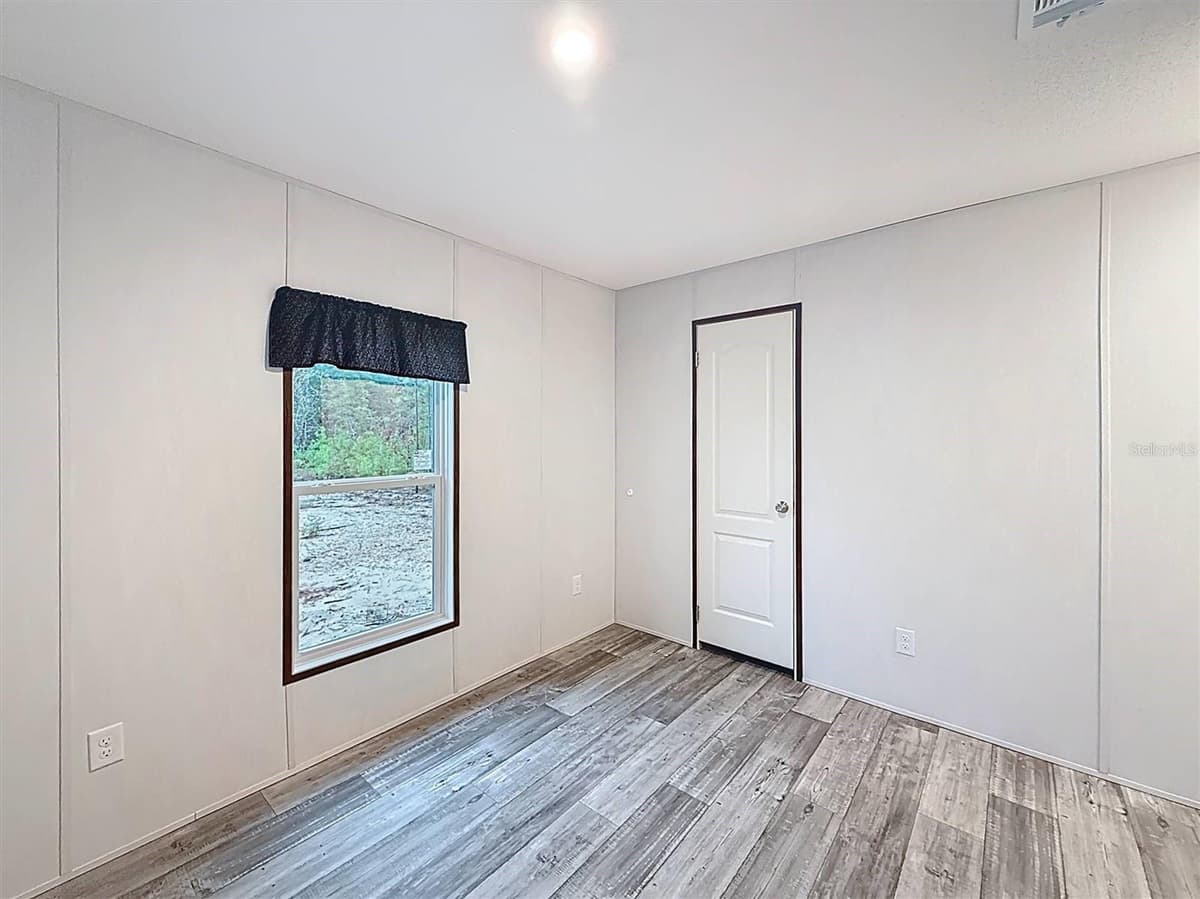 150 LAKE GALILEE DRIVE — photo 14 of 42