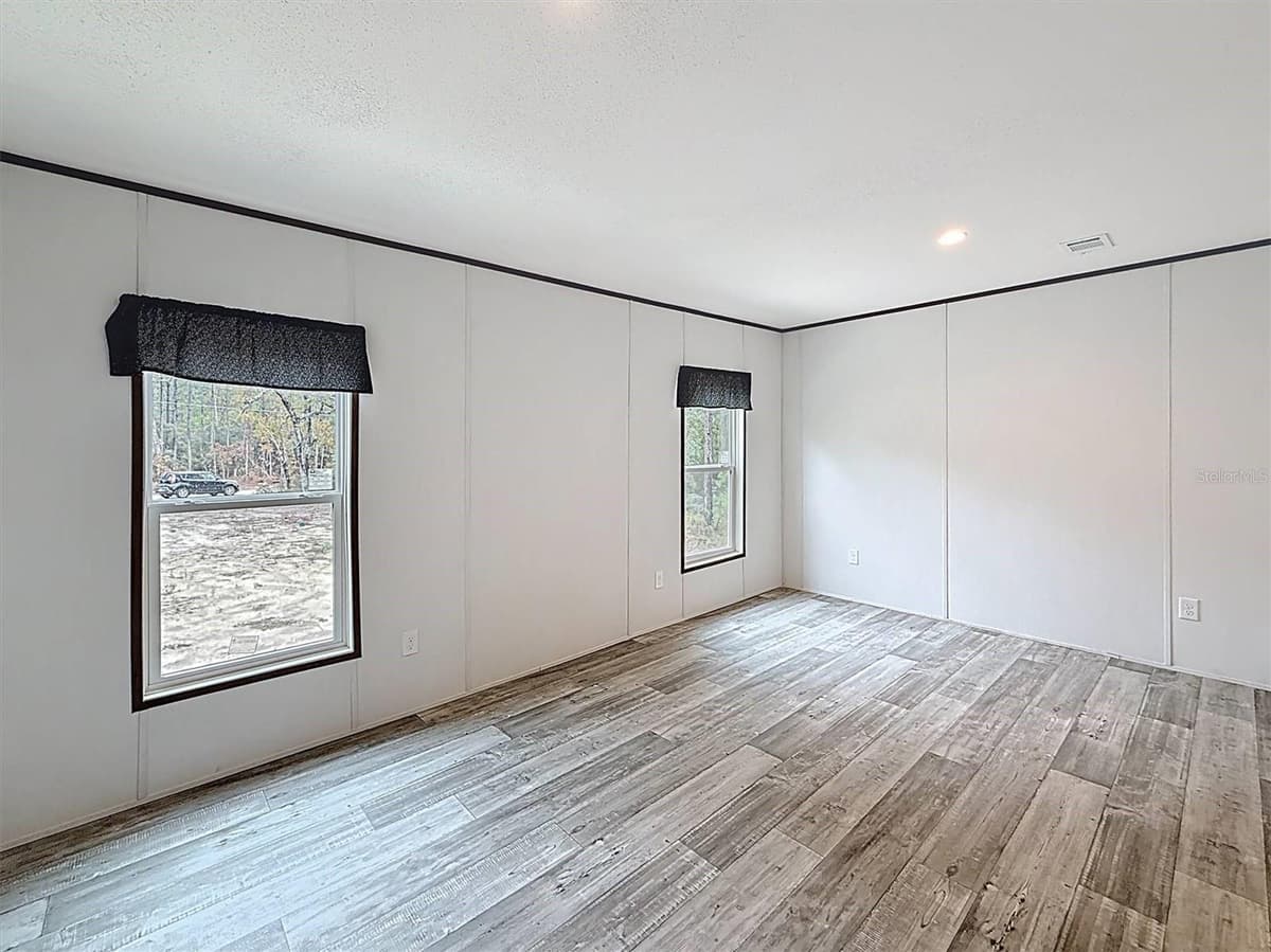 150 LAKE GALILEE DRIVE — photo 16 of 42