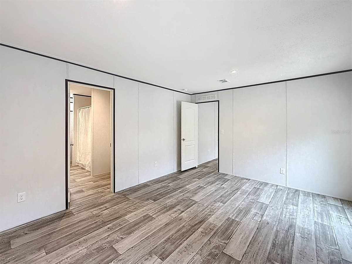 150 LAKE GALILEE DRIVE — photo 19 of 42