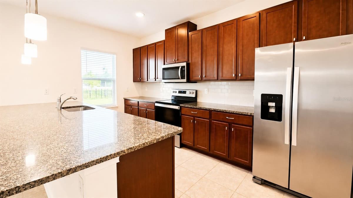 5614 ESTERO LOOP — photo 5 of 18