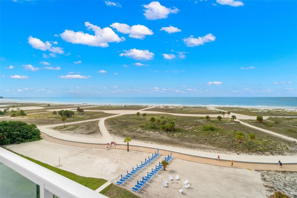 11500 GULF BOULEVARD — photo 10 of 43