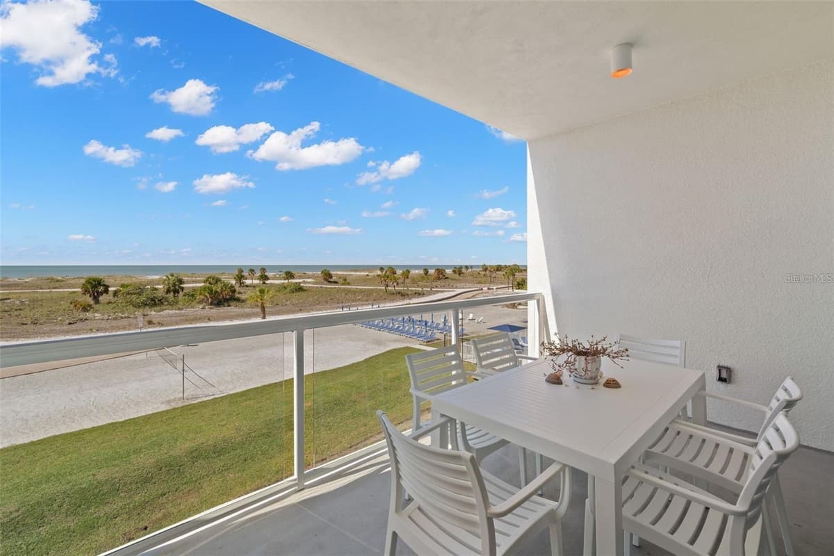 11500 GULF BOULEVARD — photo 5 of 43