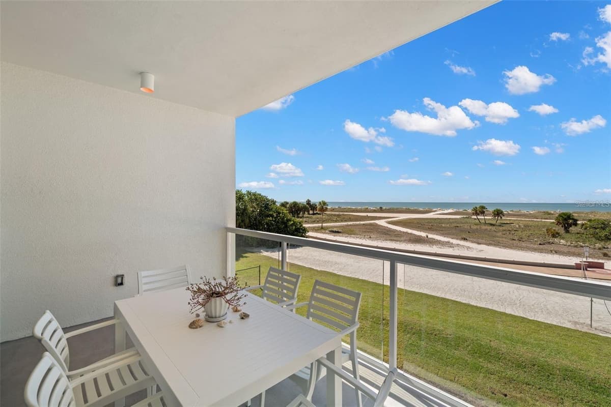 11500 GULF BOULEVARD — photo 9 of 43