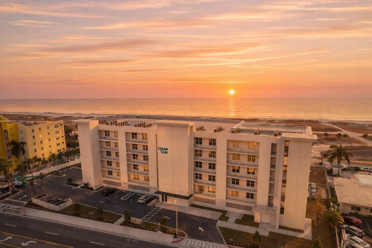 11500 GULF BOULEVARD — photo 42 of 43