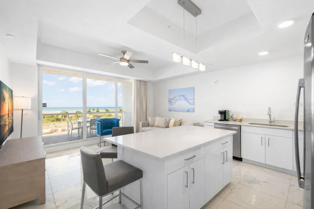 11500 GULF BOULEVARD — photo 7 of 43