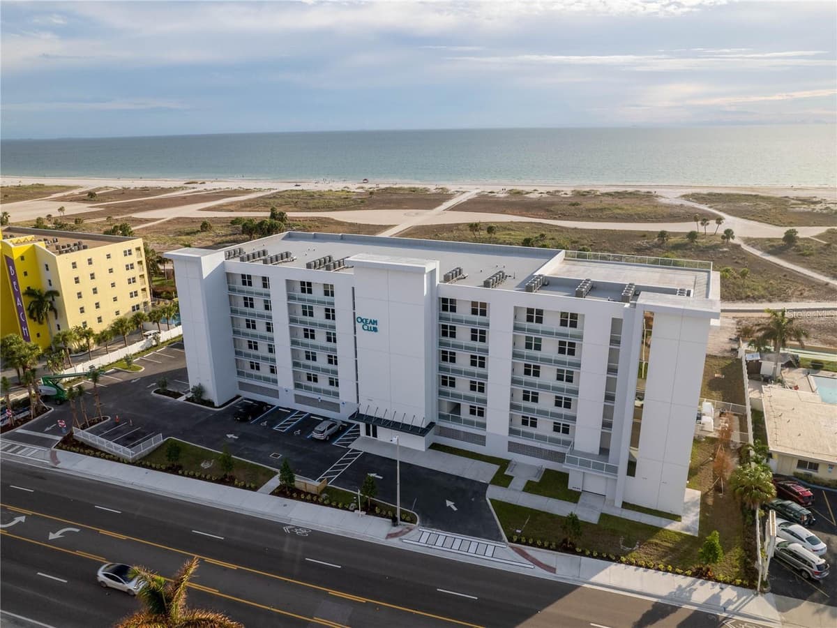 11500 GULF BOULEVARD — photo 40 of 43