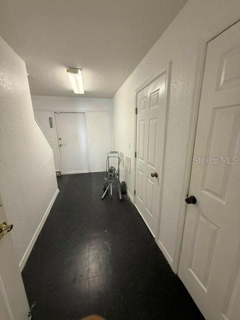 15 UTILITY DRIVE — photo 7 of 9