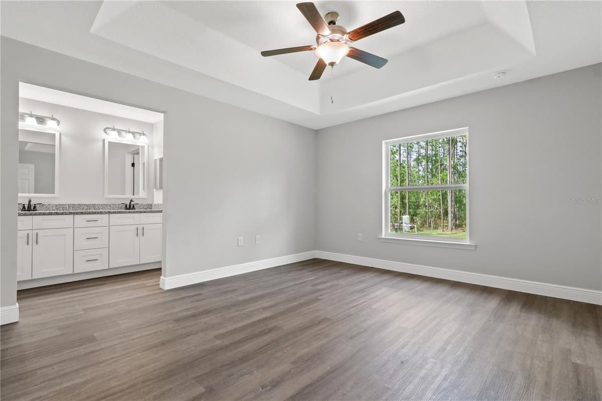 4372 MERCEDES STREET — photo 15 of 29