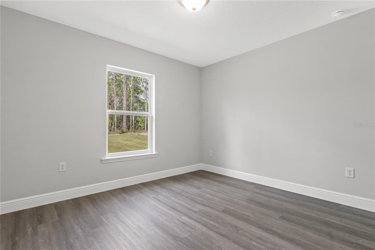 4372 MERCEDES STREET — photo 13 of 29