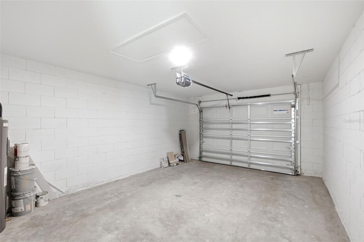 2107 SUANEE AVENUE — photo 18 of 29