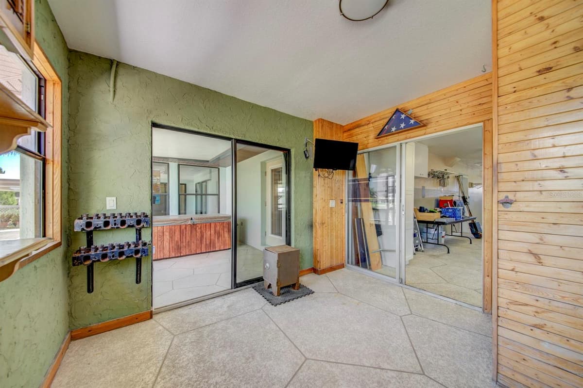 4266 DELEON DRIVE — photo 48 of 65