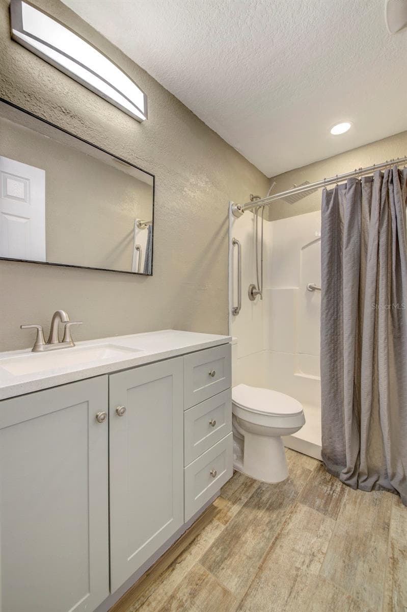 4266 DELEON DRIVE — photo 30 of 65