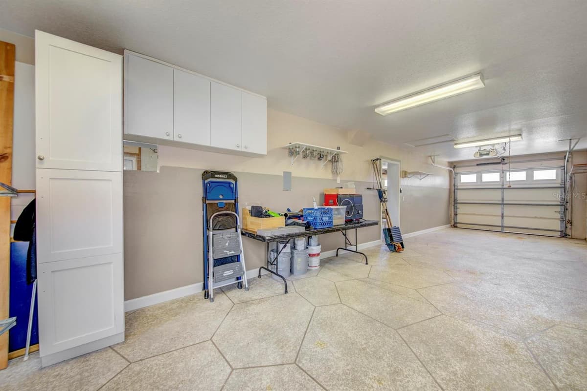 4266 DELEON DRIVE — photo 41 of 65