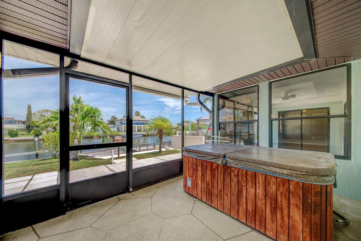4266 DELEON DRIVE — photo 38 of 65