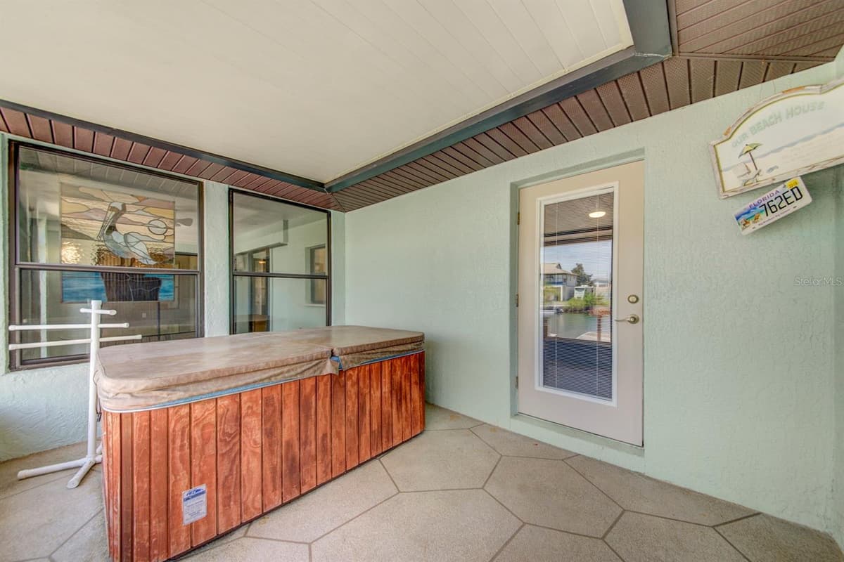 4266 DELEON DRIVE — photo 39 of 65