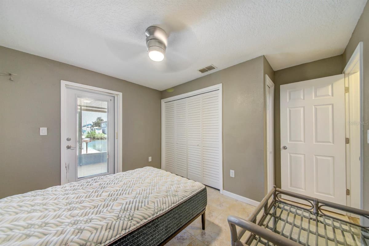 4266 DELEON DRIVE — photo 44 of 65