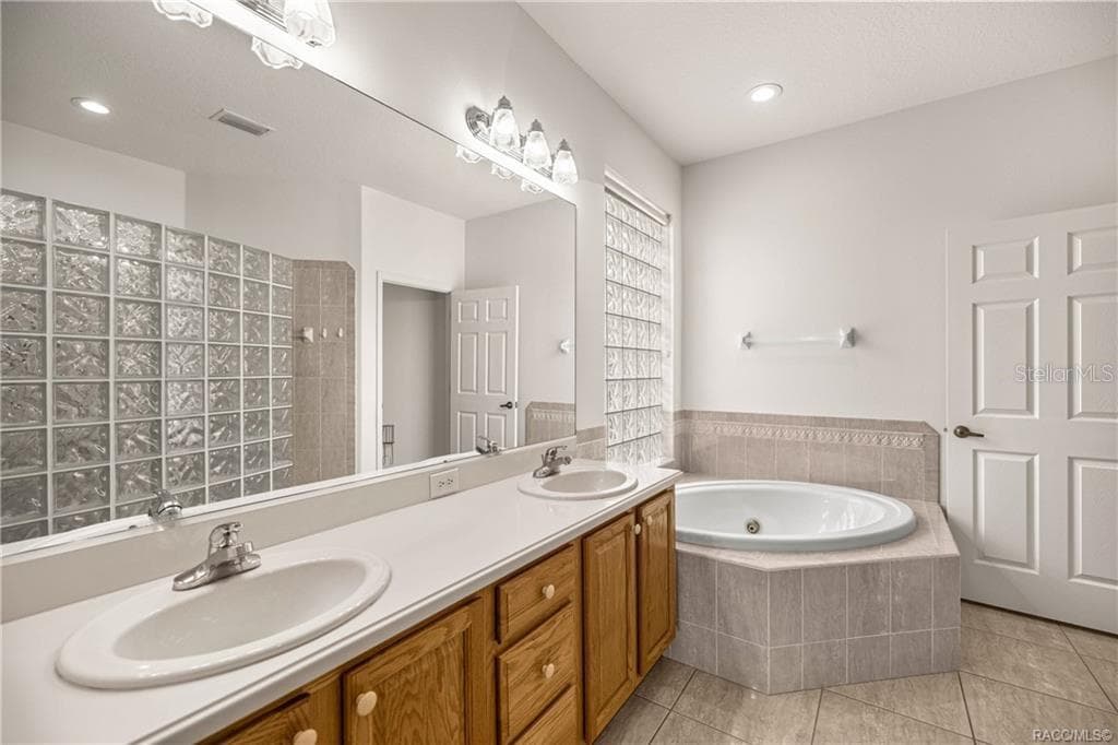 1328 DIAMOND SHORE LOOP — photo 34 of 88