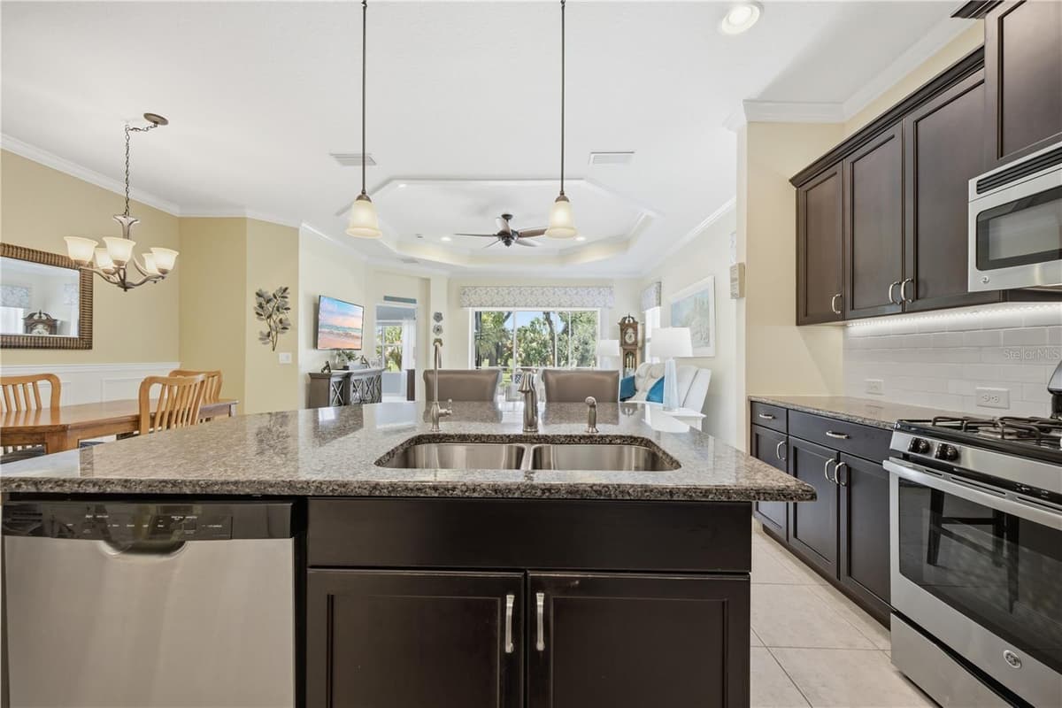 4028 WILDGRASS PLACE — photo 18 of 45