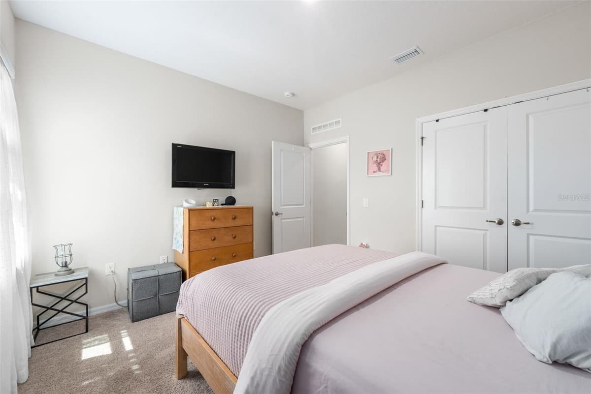 218 CADENCE GLEN — photo 30 of 48