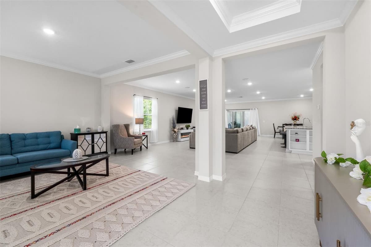 218 CADENCE GLEN — photo 6 of 48
