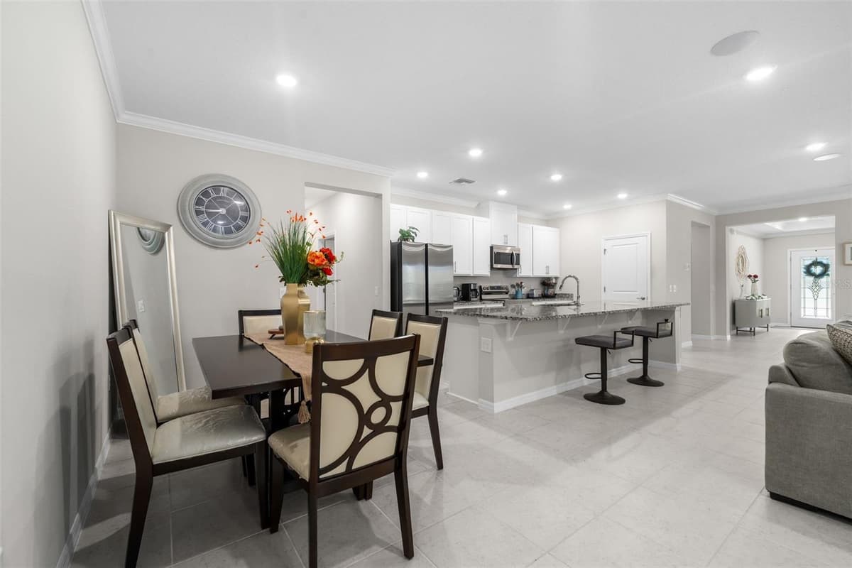218 CADENCE GLEN — photo 11 of 48