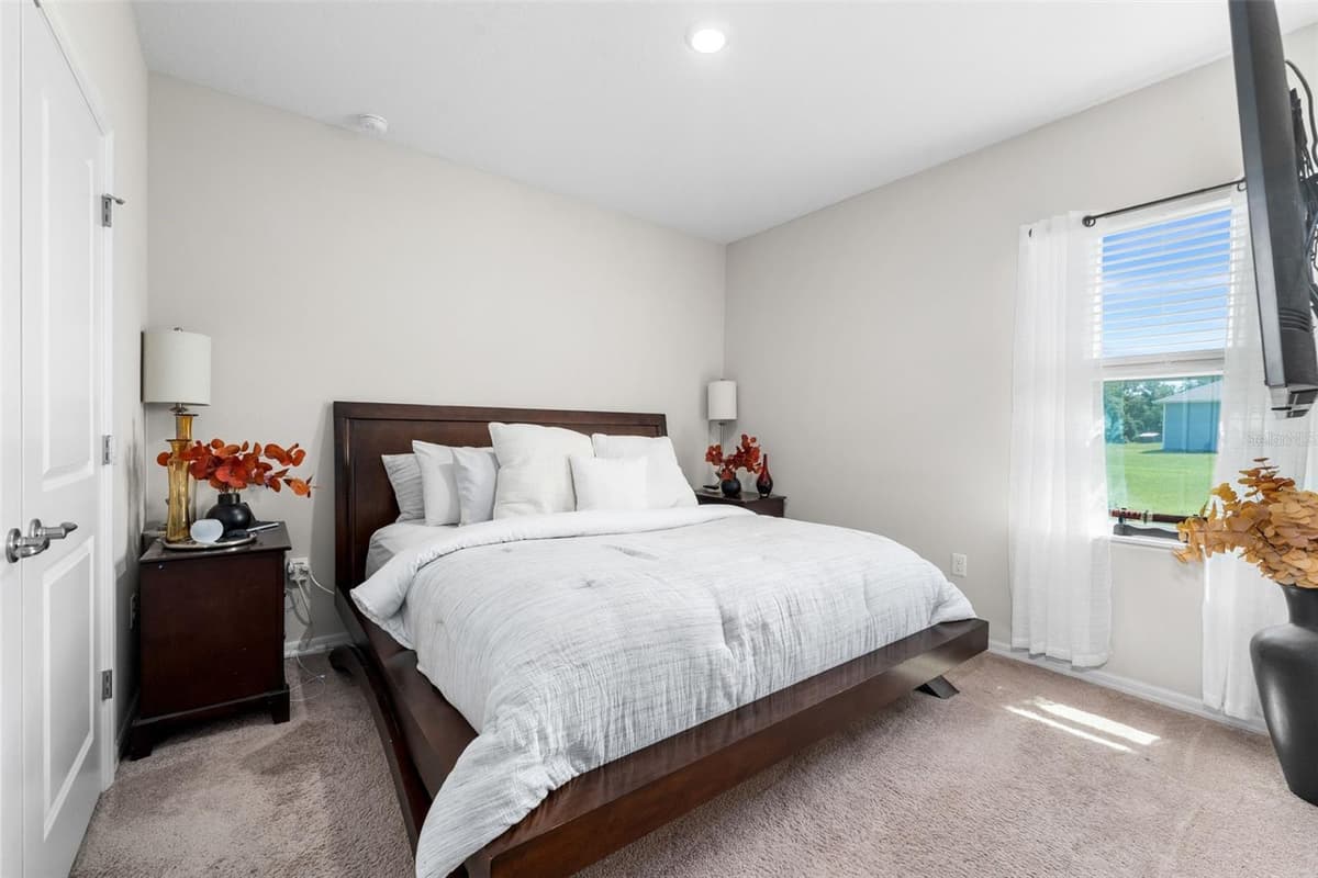 218 CADENCE GLEN — photo 26 of 48