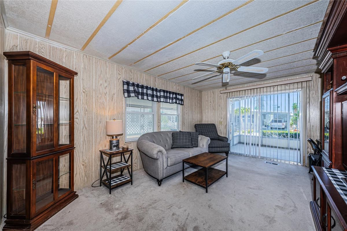 173 HICKORY GATE DRIVE — photo 11 of 45