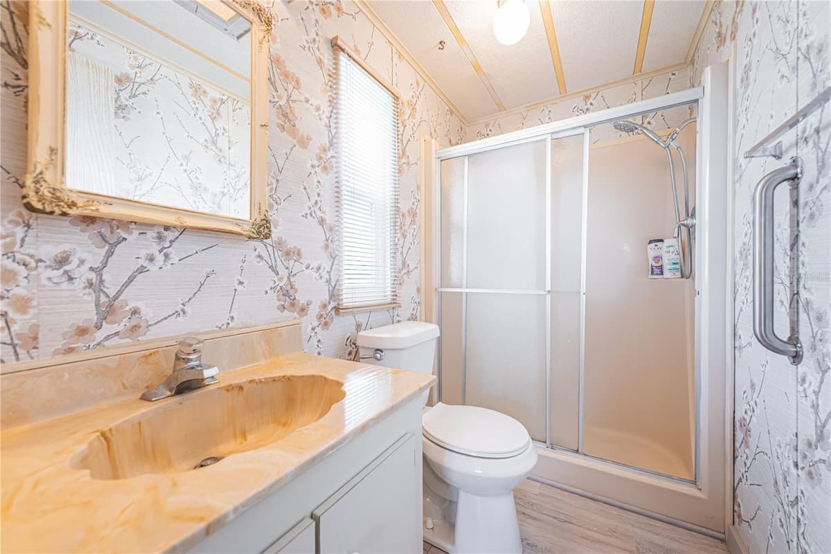 173 HICKORY GATE DRIVE — photo 13 of 45