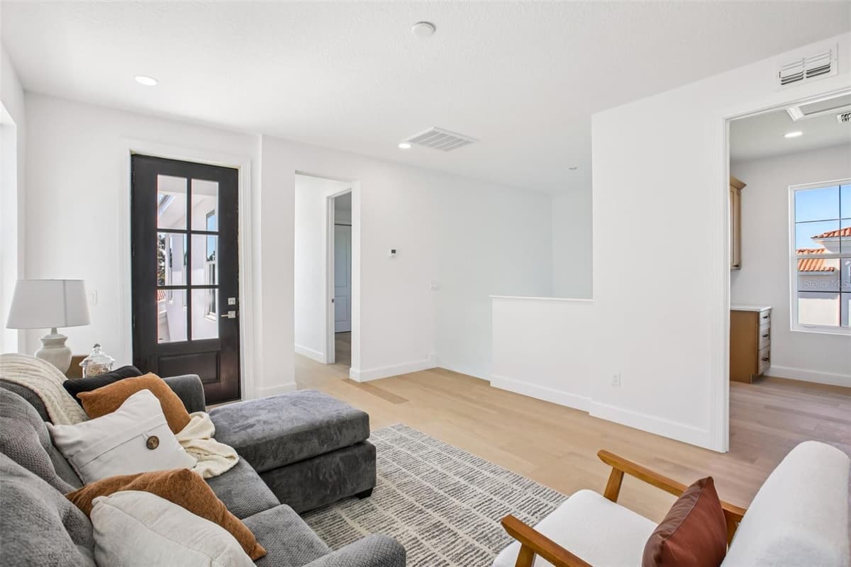 126 RICARDO WAY — photo 15 of 74