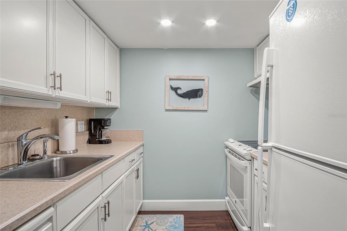 2820 OCEAN SHORE BOULEVARD — photo 2 of 45