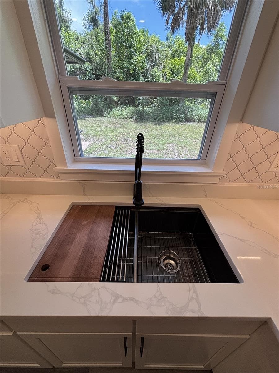 2911 WILLIAMS ROAD — photo 18 of 51