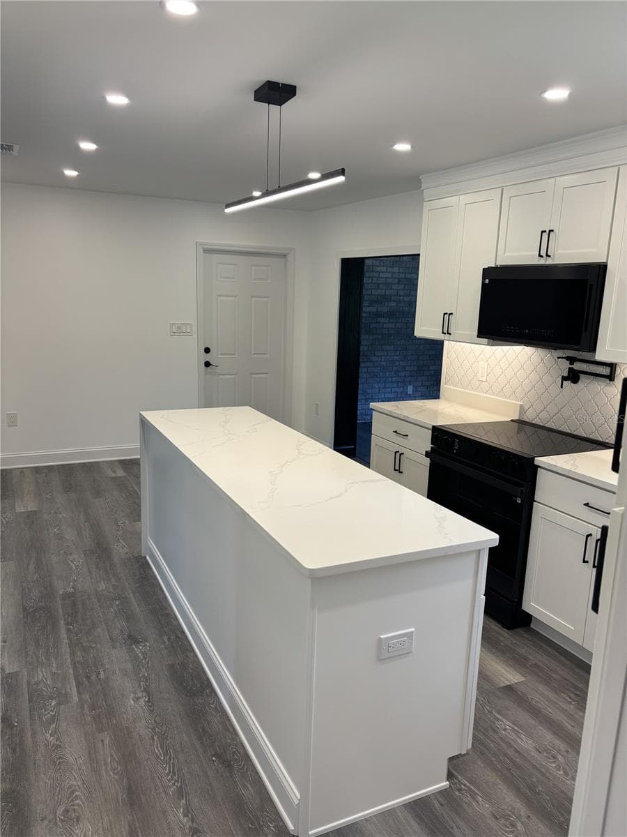 2911 WILLIAMS ROAD — photo 10 of 51