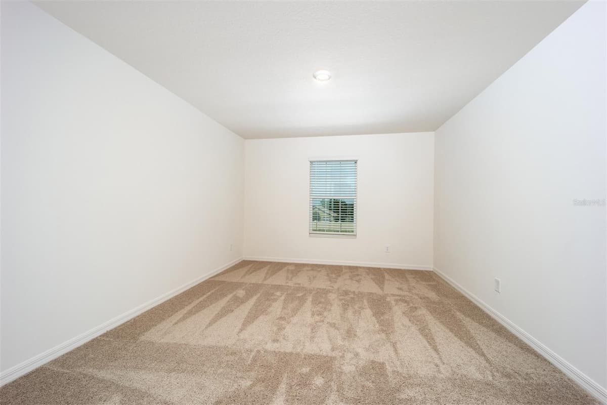 654 POPPY LANE — photo 14 of 16