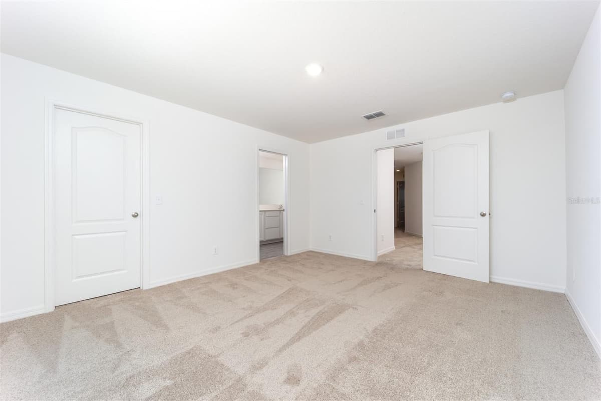 654 POPPY LANE — photo 10 of 16