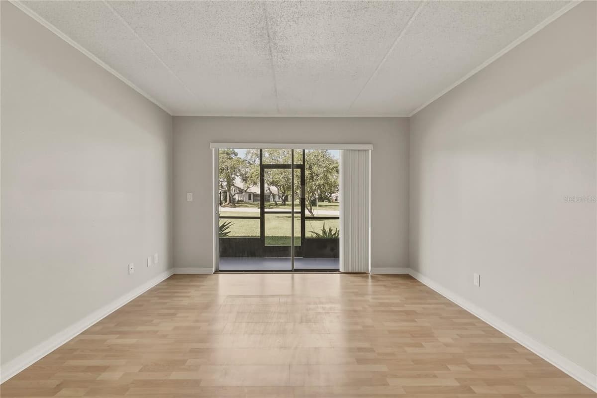 3001 THRUSH DRIVE — photo 15 of 33
