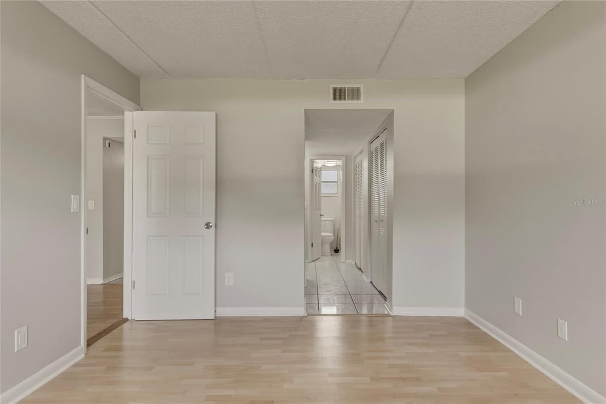 3001 THRUSH DRIVE — photo 22 of 33