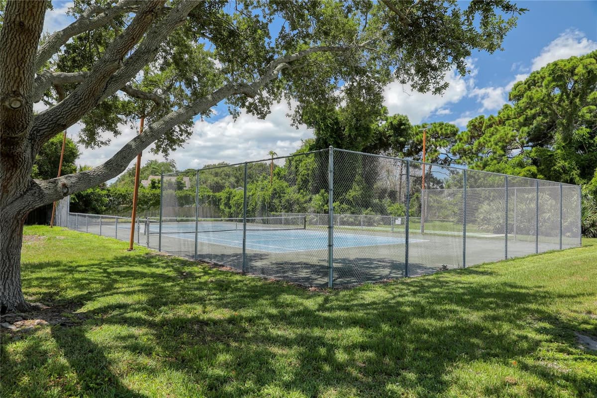 3001 THRUSH DRIVE — photo 32 of 33