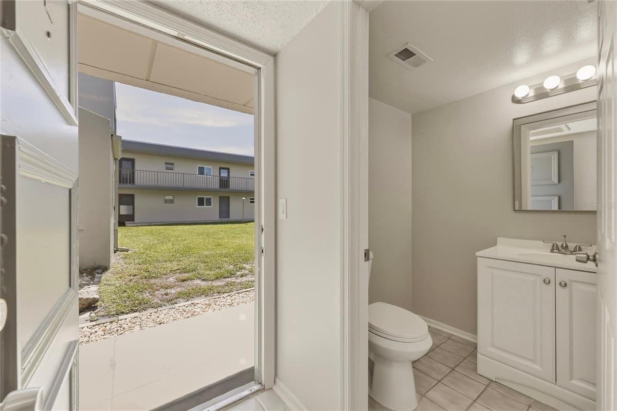3001 THRUSH DRIVE — photo 5 of 33