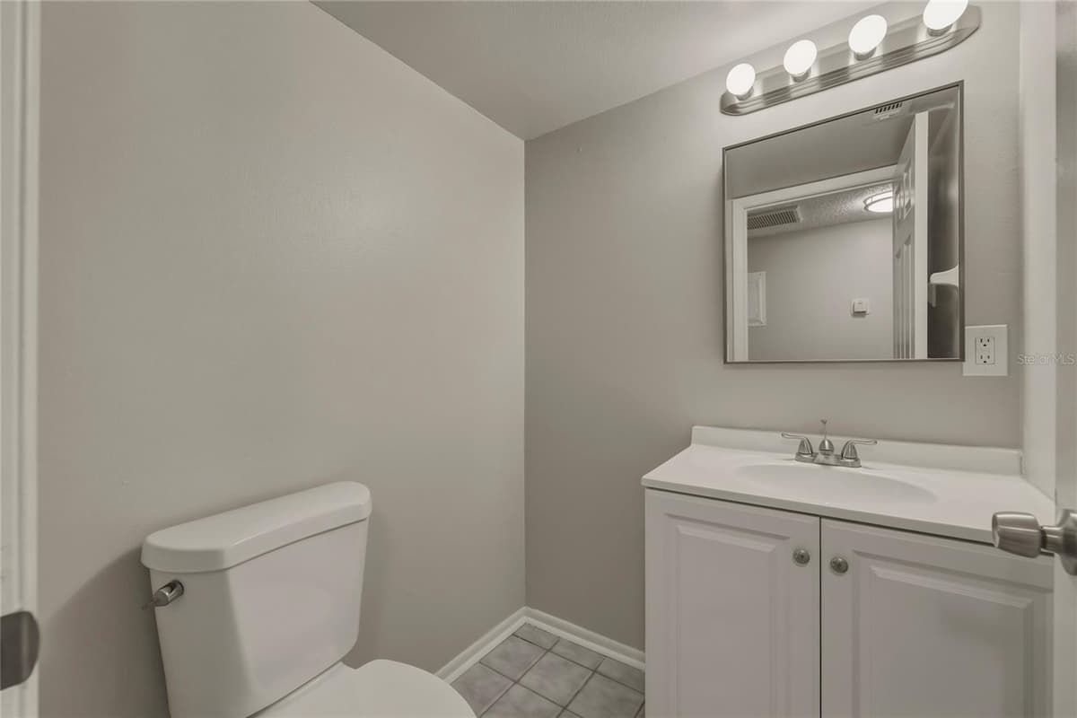 3001 THRUSH DRIVE — photo 7 of 33